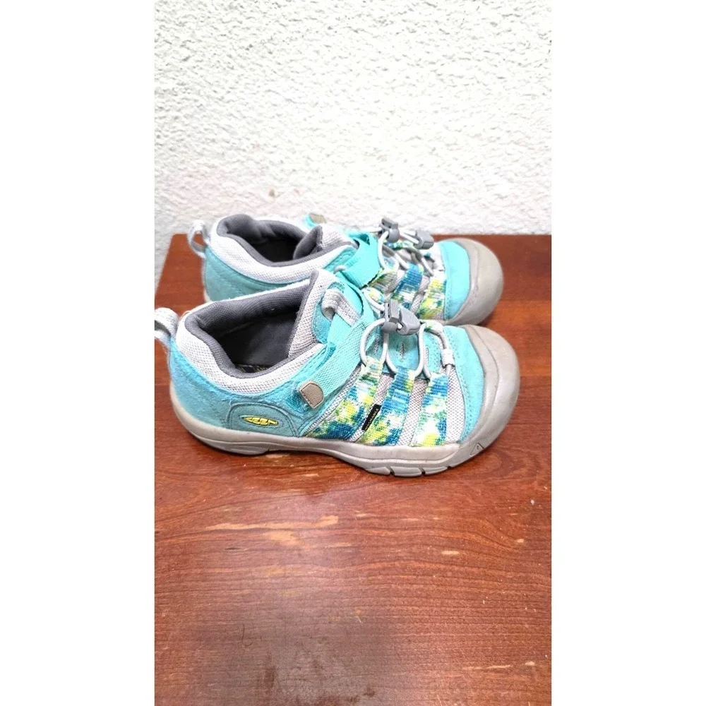 Keen Kids Newport H2‎ Sandals Size 2 M Turquoise Gray Washable Performance